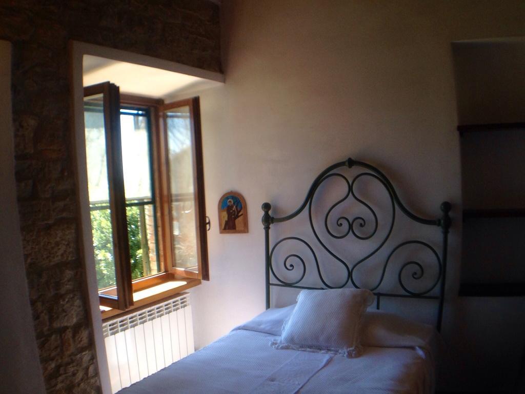 Residenza Santa Maria In Borraccia Bed & Breakfast